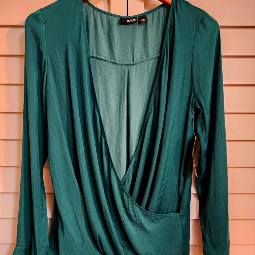 Elegant Teal Green Drape Blouse with silky satiny blend fabric Size Small